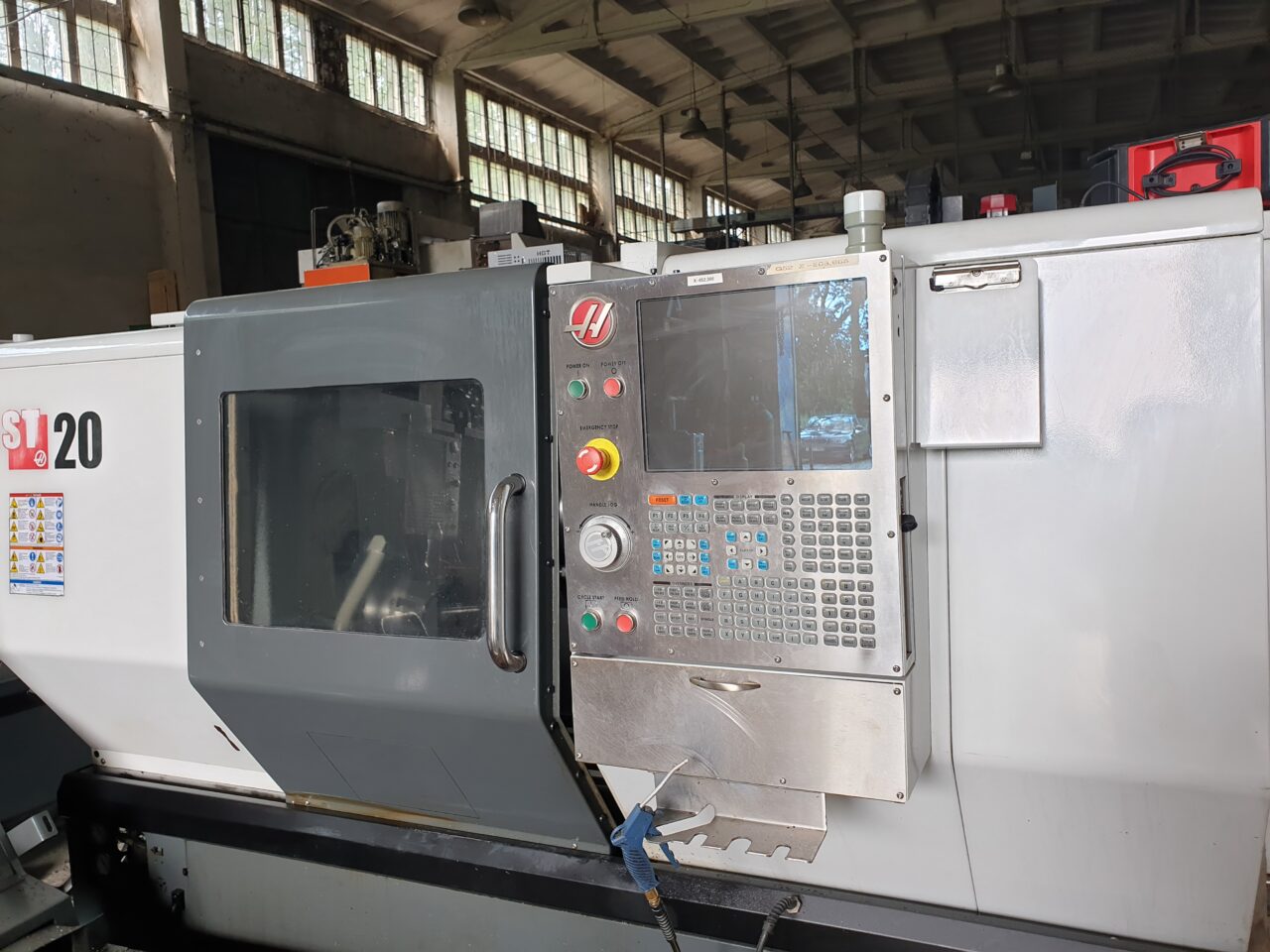 tokarka-haas-st-20