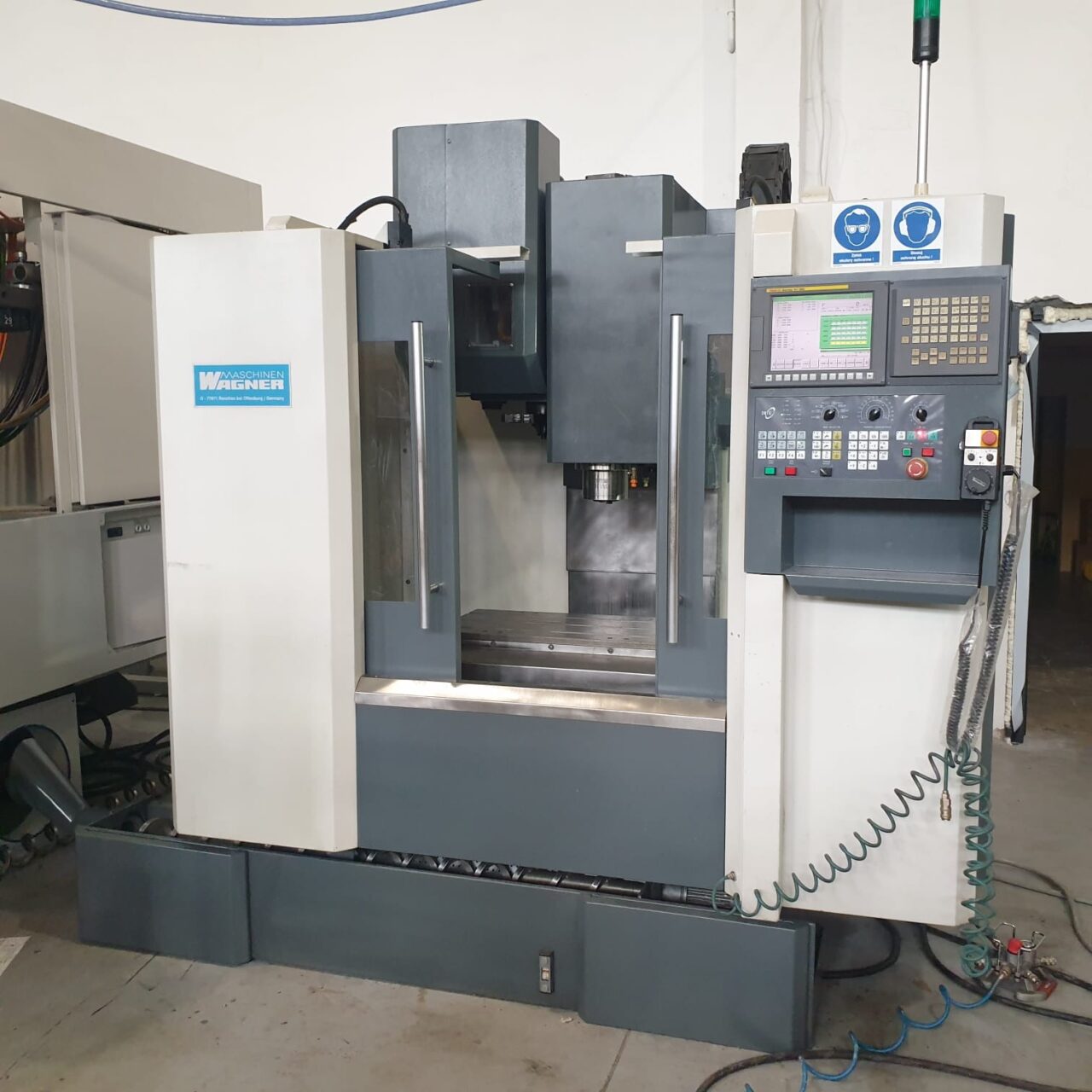 pionowe centrum frezarskie CNC Wagner WMC 600L